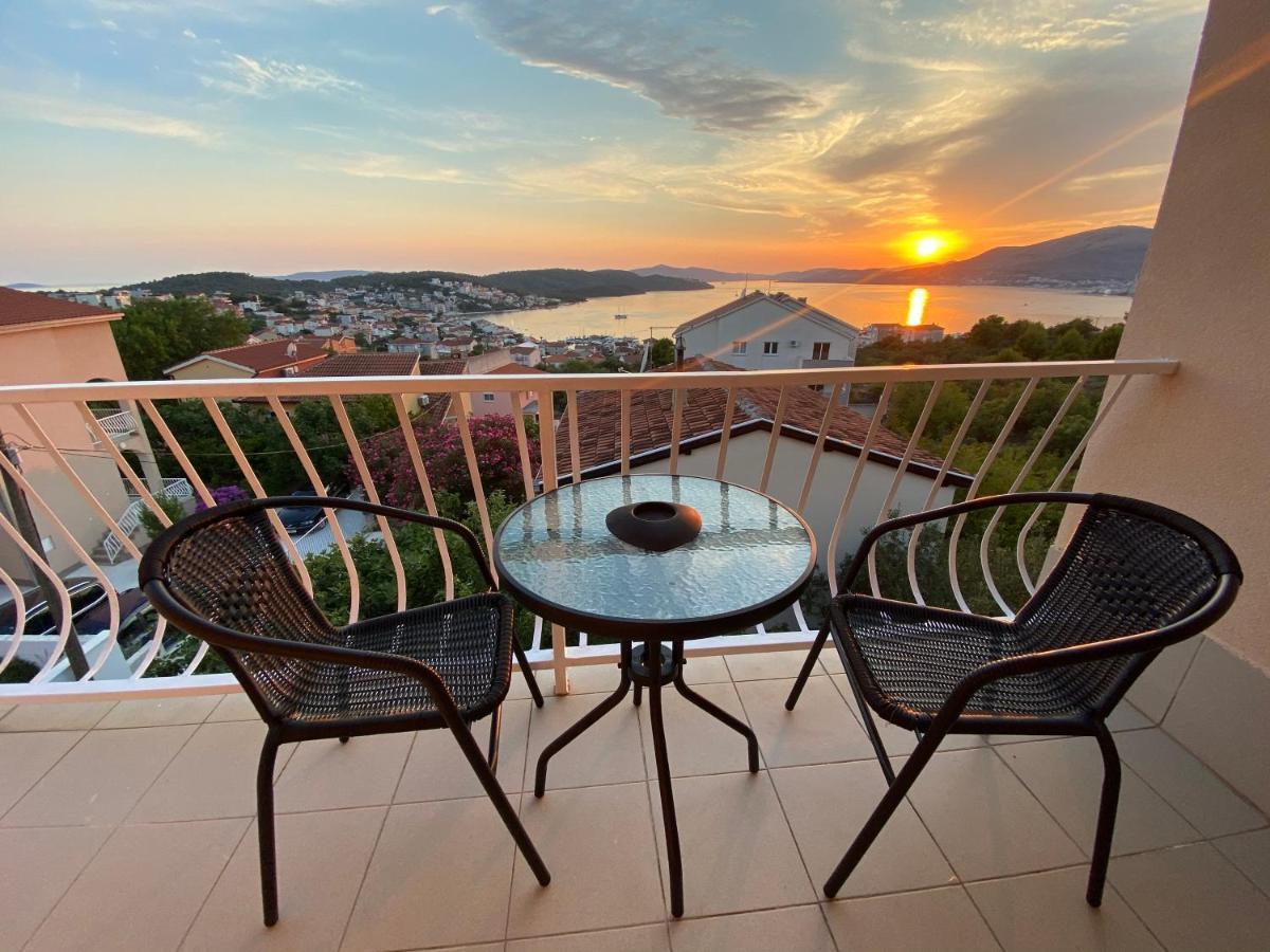 Apartment Ankica Trogir Eksteriør bilde
