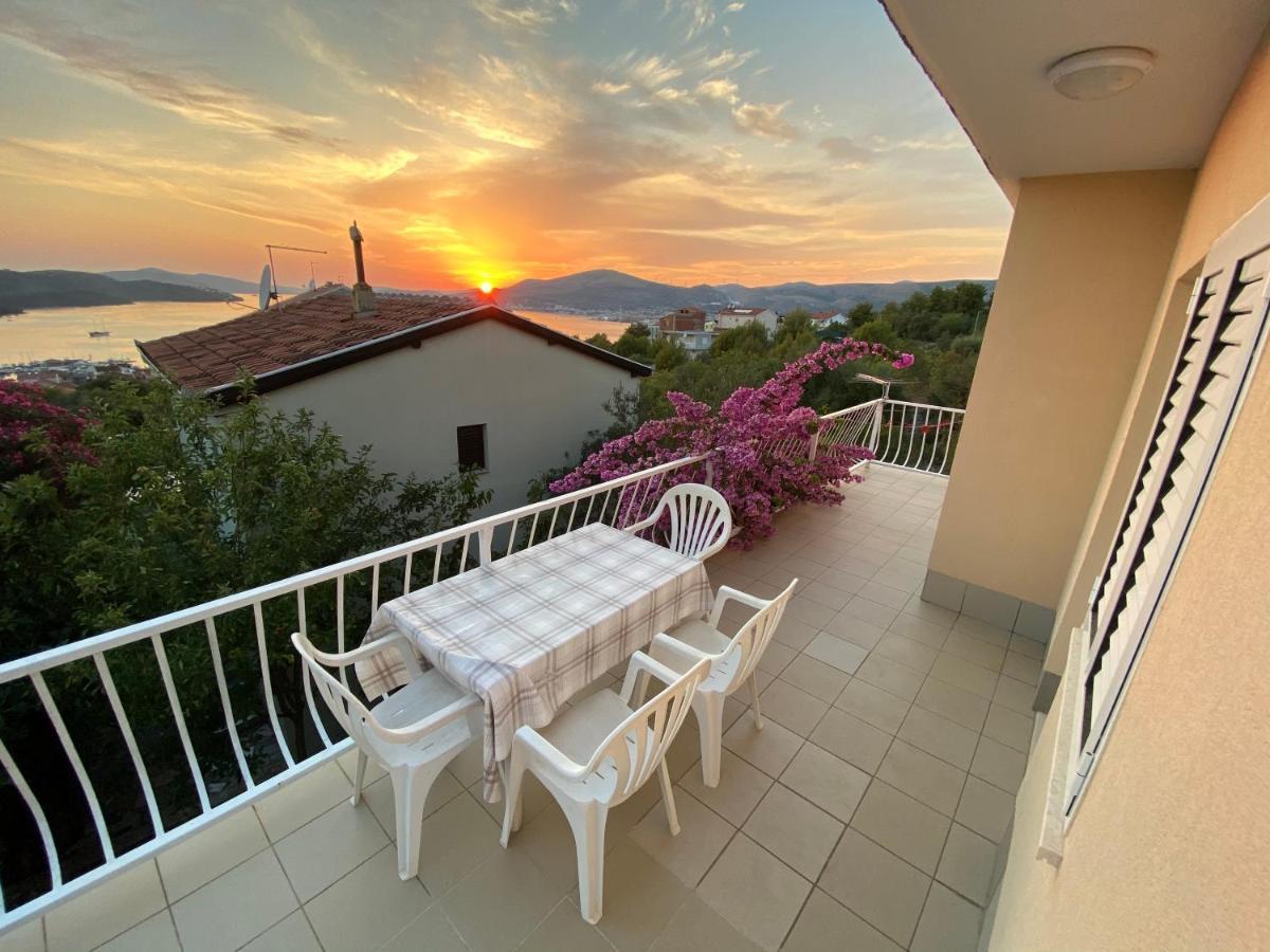 Apartment Ankica Trogir Eksteriør bilde